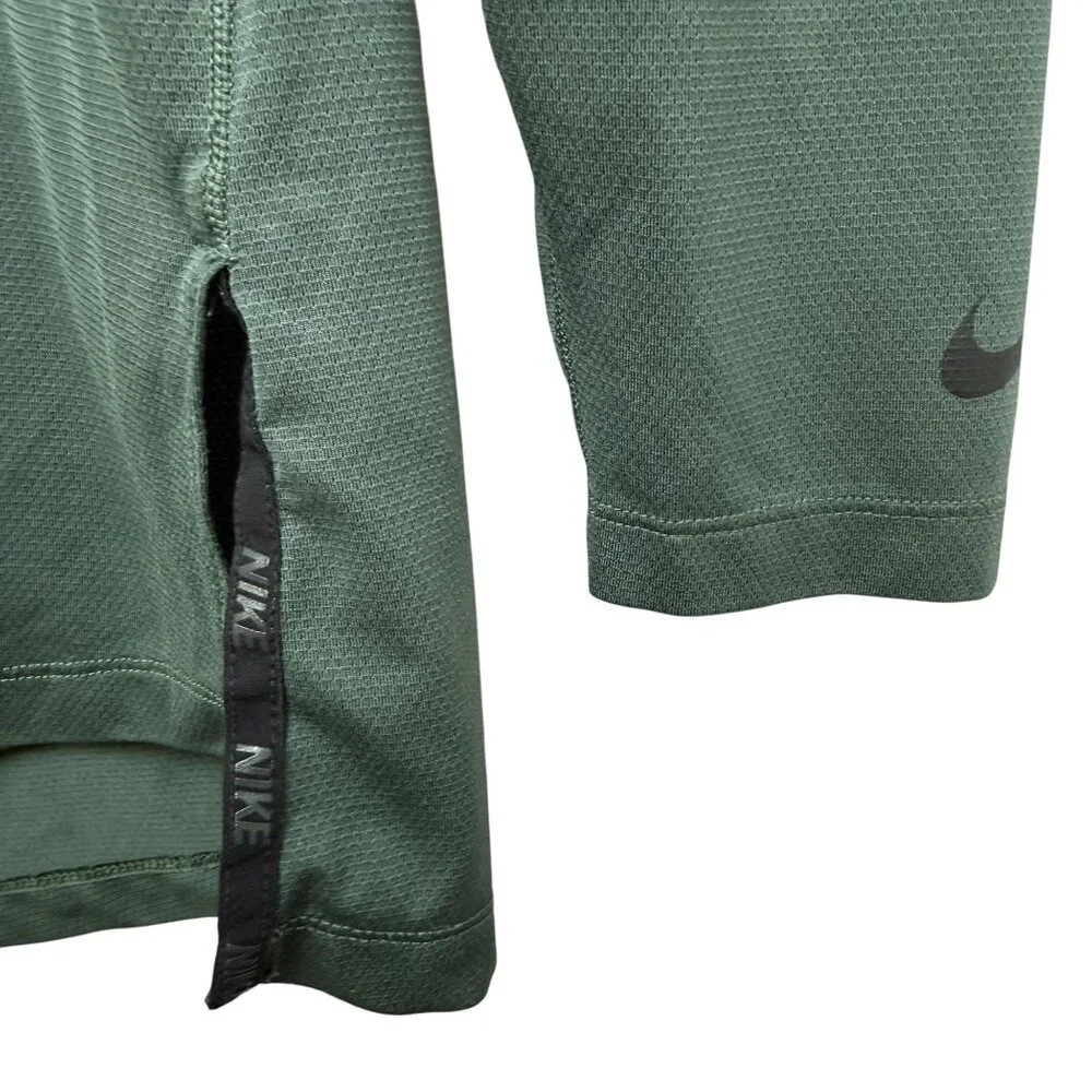 NIKE Dri Fit Running Shirt Mens Medium Olive Green Long Sleeve Cargo Pocket